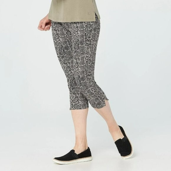 Spanx Jeanish Capri Denim Pants Taupe Snake Size Small Leggings NWT - Picture 1 of 2